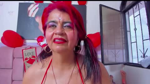 Snapshot of roxettemature chatting on February 12, 11:51 am RoxetteMature online show from February 12, 11:51 am