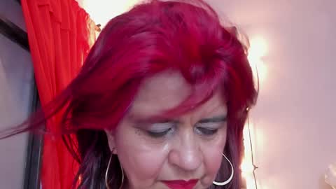 Snapshot of roxettemature chatting on January 27, 11:43 am RoxetteMature online show from January 27, 11:43 am