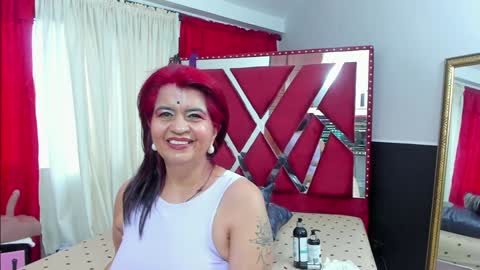 Snapshot of roxettemature chatting on January 23, 11:48 am RoxetteMature online show from January 23, 11:48 am