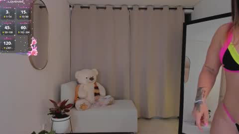  R O X I E  online show from September 23, 12:53 am