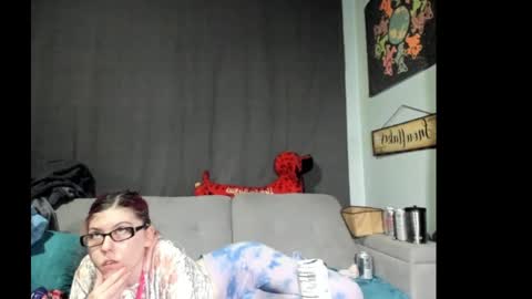 roxihazeleyes online show from September 21, 10:36 am