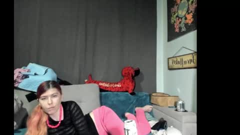 roxihazeleyes online show from September 26, 1:31 pm