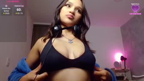 Roxxi online show from July 30, 2:12 am