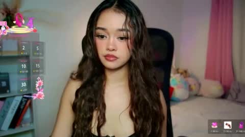 roxxy_blossom online show from June 13, 4:54 am