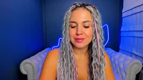 Snapshot of roxy_mars chatting on October 7, 1:32 am Roxy online show from October 7, 1:32 am