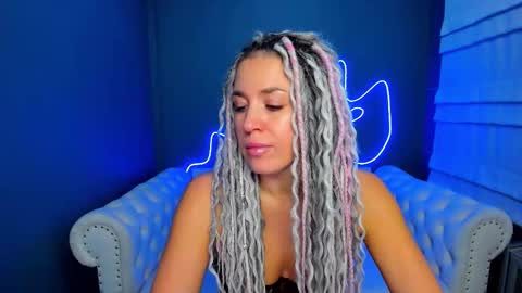 Roxy online show from November 4, 1:10 am