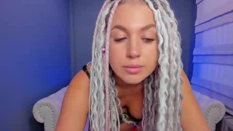 Snapshot of roxy_mars chatting on March 11, 1:16 am Roxy online show from March 11, 1:16 am