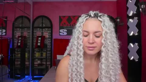 Roxy online show from May 19, 1:56 am