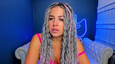 Snapshot of roxy_mars chatting on September 29, 1:22 am Roxy online show from September 29, 1:22 am