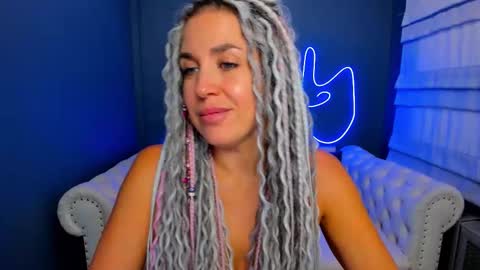 Snapshot of roxy_mars chatting on September 11, 2:12 am Roxy online show from September 11, 2:12 am