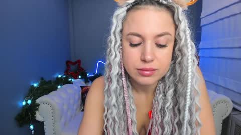 Snapshot of roxy_mars chatting on January 3, 1:16 am Roxy online show from January 3, 1:16 am