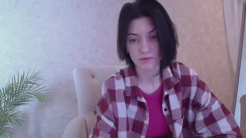 roxy_riot_ online show from March 4, 1:23 am