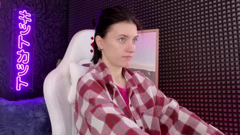 roxy_riot_ online show from March 1, 1:43 am