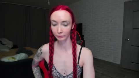 Roxy online show from April 1, 8:28 pm