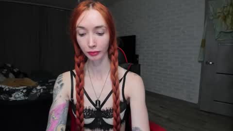 Roxy online show from October 3, 7:19 pm