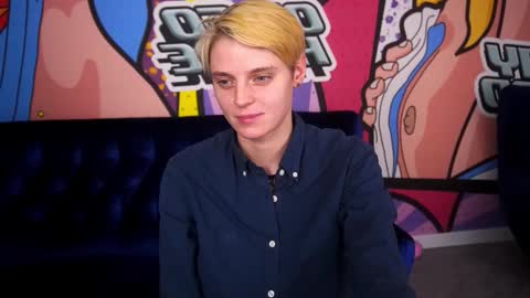 roxyflames online show from December 1, 2:20 pm