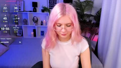 Roxy online show from May 23, 5:11 pm