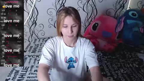 angela online show from October 22, 1:05 pm