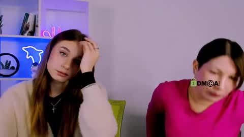 ruby frost online show from December 1, 1:47 pm