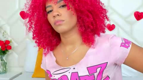 ruby_rogers_ online show from February 11, 12:28 pm