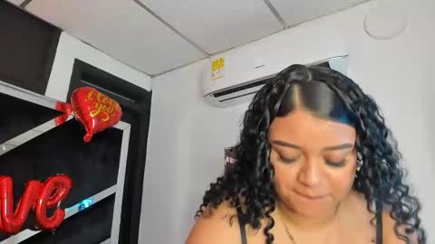 rubyxht online show from February 14, 5:37 pm