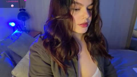 Lorenn online show from February 16, 7:47 pm