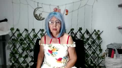 ruth_blue21 online show from January 16, 5:00 am