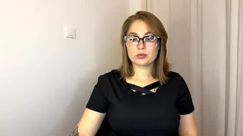 Snapshot of ruthless_111 chatting on September 13, 6:38 pm Nika online show from September 13, 6:38 pm