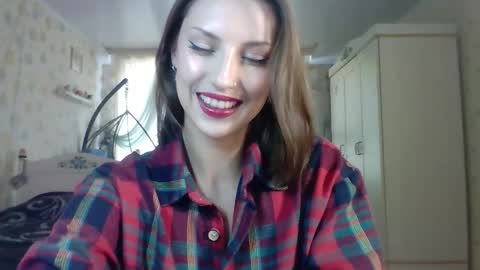 Snapshot of ruxashade chatting on October 6, 11:05 am ruxashade online show from October 6, 11:05 am