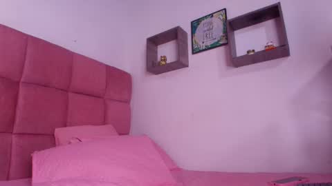 Snapshot of s_samanthax chatting on March 3, 3:49 am Samantha online show from March 3, 3:49 am