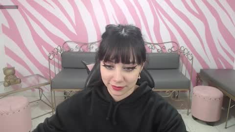 Sabrina online show from November 25, 1:13 pm