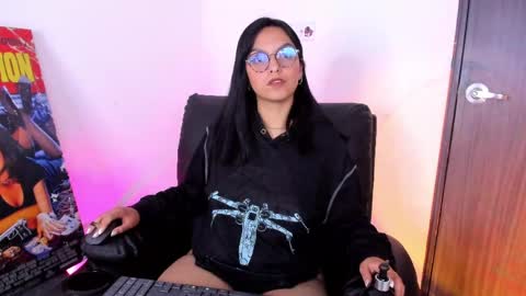 Val online show from April 5, 5:28 am