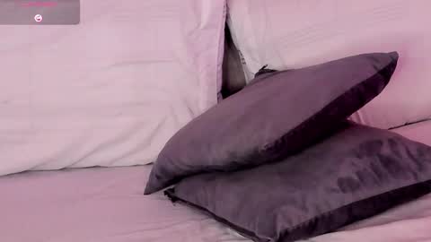 Snapshot of saamyreyes chatting on September 25, 4:55 am Saamy Reyes online show from September 25, 4:55 am