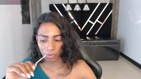 saara_ch1 online show from April 25, 7:33 pm