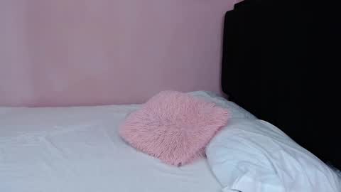 Snapshot of sabbrand_ chatting on September 27, 6:59 pm online show from September 27, 6:59 pm