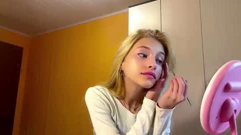 Sabina online show from July 24, 4:05 pm