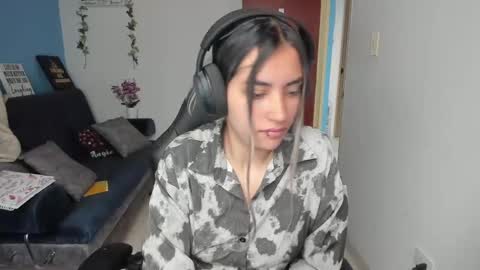 Snapshot of sabrina_chester_02 chatting on February 22, 2:16 pm Angie online show from February 22, 2:16 pm