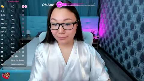 Snapshot of sabrina_sven chatting on December 22, 1:12 am GMT7TueWedThuFriSatSun 0100am-0700am online show from December 22, 1:12 am