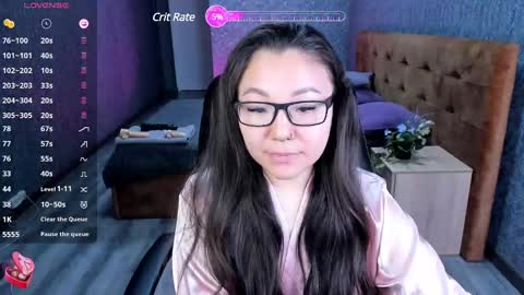 Snapshot of sabrina_sven chatting on January 13, 3:01 am GMT7TueWedThuFriSatSun 0100am-0700am online show from January 13, 3:01 am