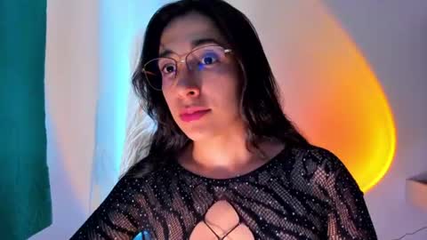 Sabrina Evans online show from July 29, 7:25 pm