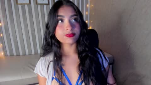 mariana  online show from February 7, 9:26 pm