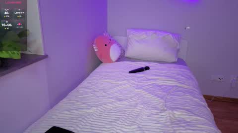 Snapshot of sabrinarose_x chatting on March 5, 10:12 pm Sabrina Rose online show from March 5, 10:12 pm