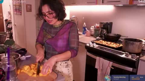 Safa online show from December 18, 8:46 pm