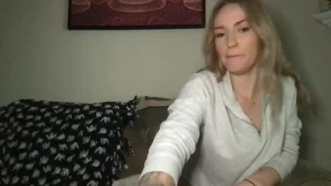 Jessica Sage online show from December 7, 7:43 pm