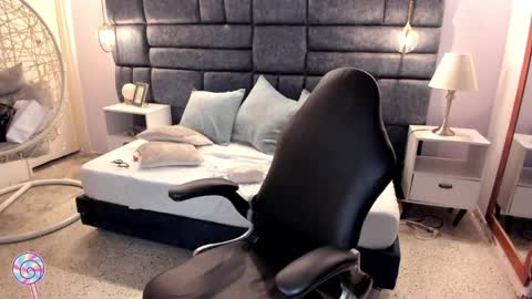 Sagitarius Girl online show from April 8, 7:10 am