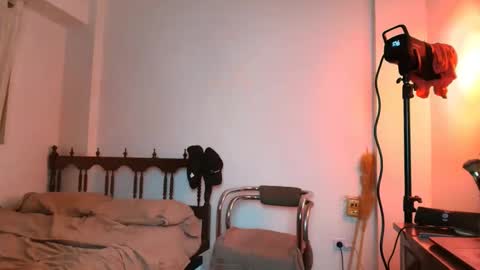 Sindy Scott online show from February 13, 7:48 pm