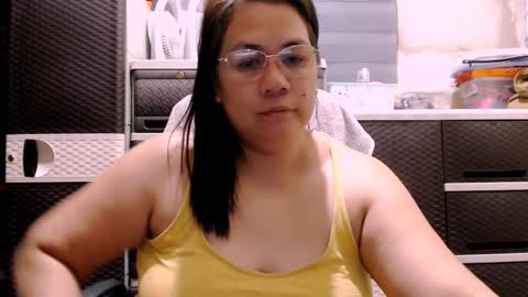 saint_flowerxxx online show from October 15, 6:21 pm