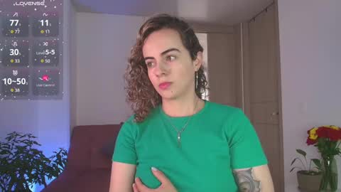 sairy_ online show from September 22, 9:02 pm