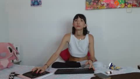 Sakura Skinny online show from July 10, 1:00 pm