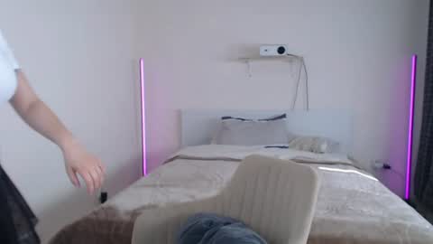 Sally online show from June 25, 6:18 am